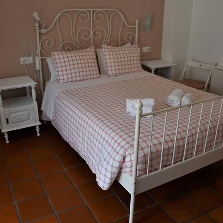 Alojamentos Vitinho - Vila Nova Milfontes วิลานอวา ดิ มิลฟงติส ภายนอก รูปภาพ
