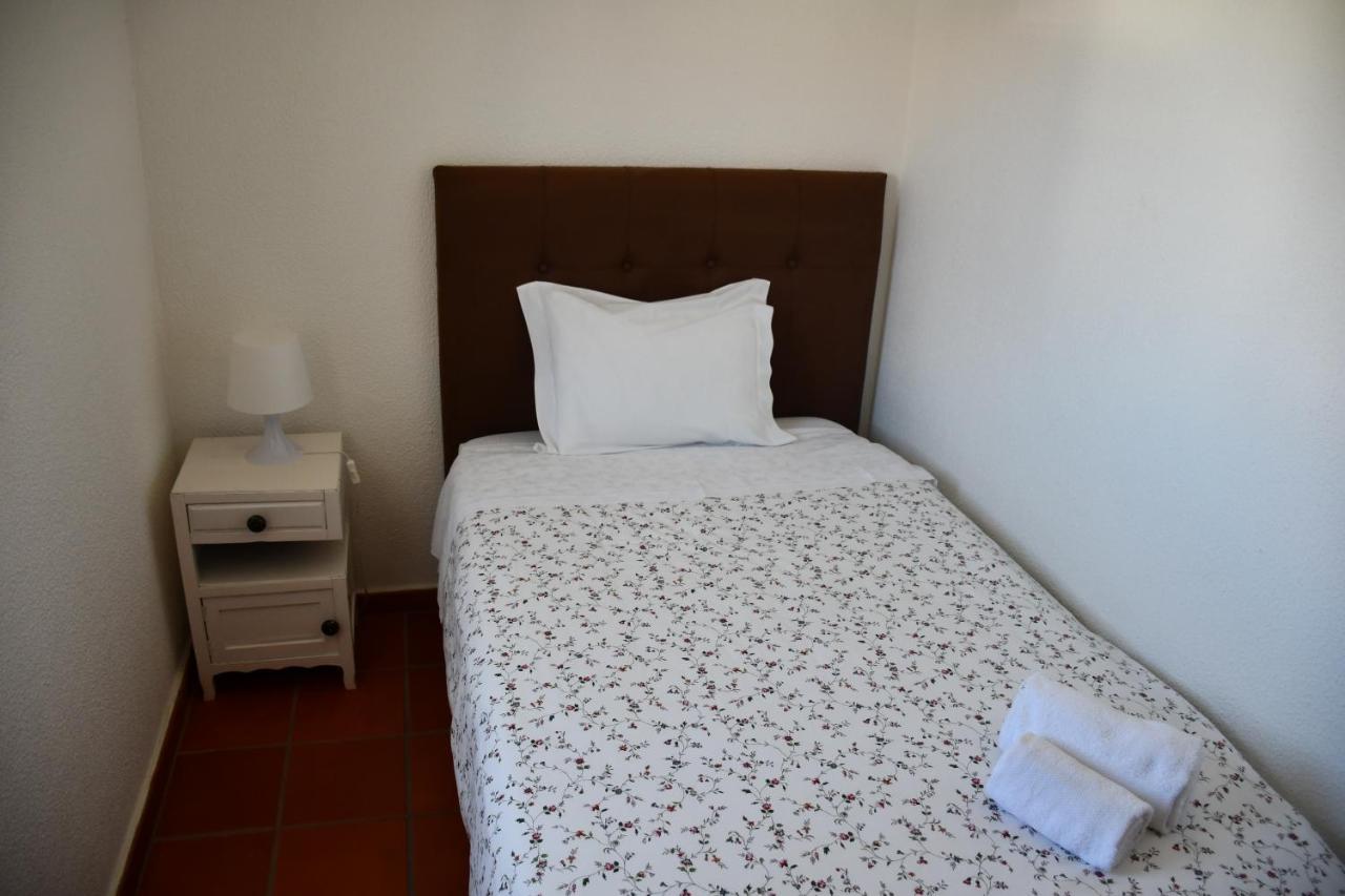 Alojamentos Vitinho - Vila Nova Milfontes วิลานอวา ดิ มิลฟงติส ภายนอก รูปภาพ